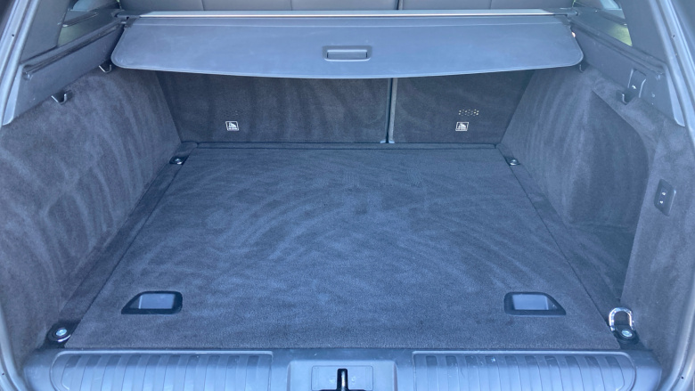 Land Rover Range Rover Sport 3.0 D300 HSE Dynamic Black 5dr Auto Diesel Estate